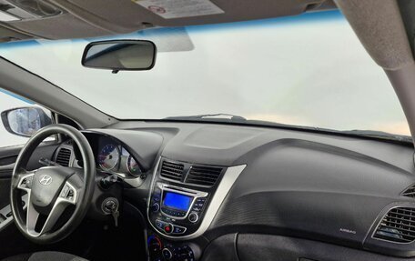 Hyundai Solaris II рестайлинг, 2011 год, 499 000 рублей, 15 фотография