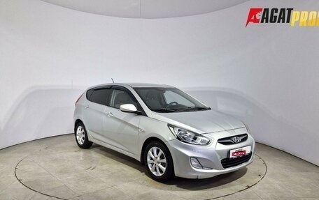 Hyundai Solaris II рестайлинг, 2011 год, 499 000 рублей, 3 фотография