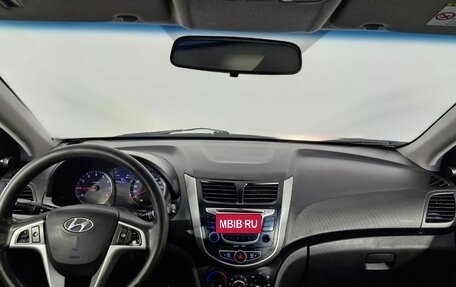 Hyundai Solaris II рестайлинг, 2011 год, 499 000 рублей, 17 фотография