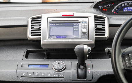 Honda Freed I, 2016 год, 1 198 000 рублей, 17 фотография