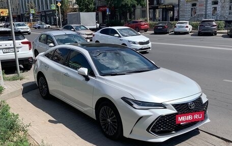 Toyota Avalon, 2022 год, 3 800 000 рублей, 6 фотография
