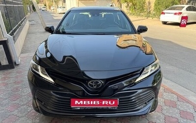 Toyota Camry, 2020 год, 2 350 000 рублей, 1 фотография