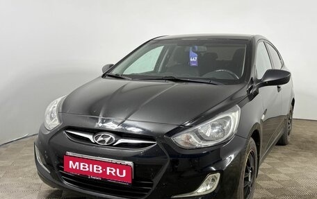 Hyundai Solaris II рестайлинг, 2012 год, 810 000 рублей, 1 фотография