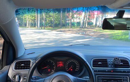 Volkswagen Polo VI (EU Market), 2012 год, 700 000 рублей, 8 фотография
