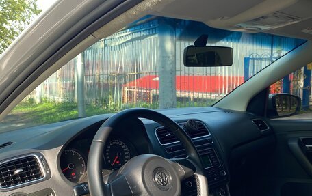 Volkswagen Polo VI (EU Market), 2012 год, 700 000 рублей, 9 фотография