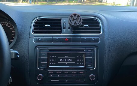 Volkswagen Polo VI (EU Market), 2012 год, 700 000 рублей, 11 фотография