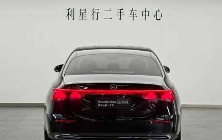 Mercedes-Benz E-Класс, 2025 год, 6 300 000 рублей, 3 фотография
