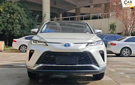 Toyota Venza, 2022 год, 3 000 000 рублей, 2 фотография