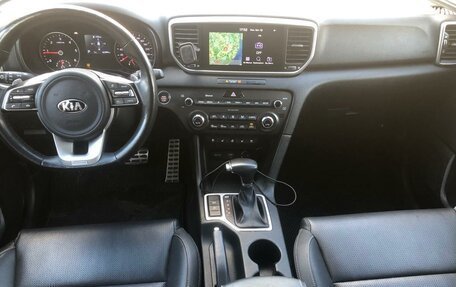 KIA Sportage IV рестайлинг, 2018 год, 1 800 000 рублей, 7 фотография