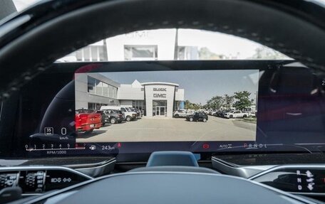 Cadillac Escalade V, 2025 год, 20 590 000 рублей, 18 фотография