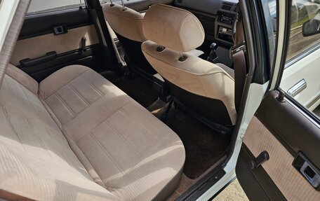 Toyota Carina, 1985 год, 450 000 рублей, 9 фотография