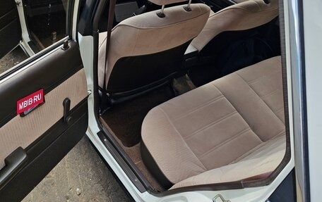 Toyota Carina, 1985 год, 450 000 рублей, 13 фотография