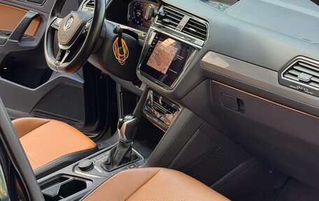 Volkswagen Tiguan II, 2017 год, 2 530 000 рублей, 6 фотография