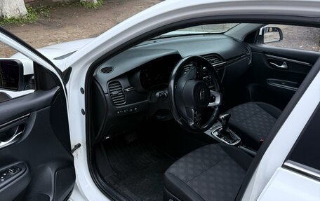 KIA Rio IV, 2018 год, 1 353 000 рублей, 6 фотография