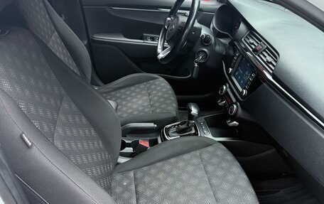 KIA Rio IV, 2018 год, 1 353 000 рублей, 3 фотография