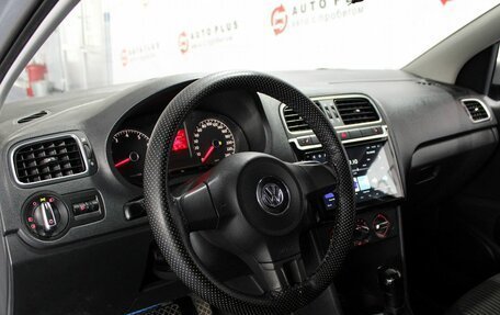 Volkswagen Polo VI (EU Market), 2011 год, 739 000 рублей, 7 фотография