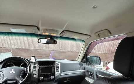 Mitsubishi Pajero IV, 2014 год, 2 490 000 рублей, 7 фотография