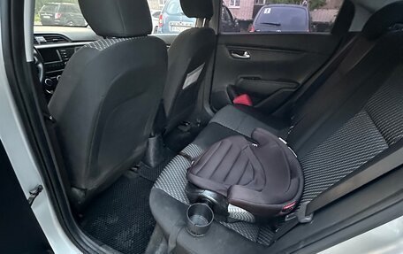 KIA Rio IV, 2019 год, 1 050 000 рублей, 3 фотография