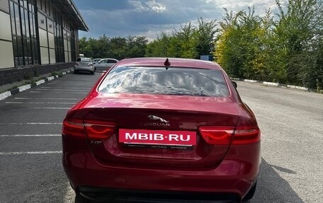 Jaguar XE I рестайлинг, 2016 год, 1 750 000 рублей, 3 фотография