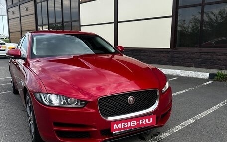 Jaguar XE I рестайлинг, 2016 год, 1 750 000 рублей, 4 фотография