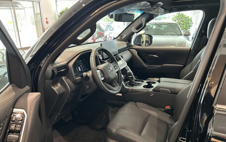 Toyota Land Cruiser, 2025 год, 13 734 000 рублей, 20 фотография