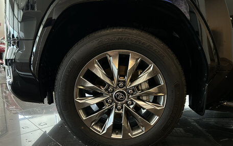 Toyota Land Cruiser, 2025 год, 13 734 000 рублей, 22 фотография