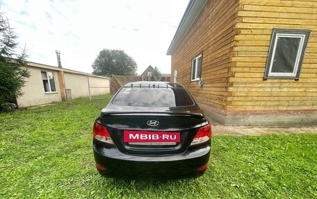 Hyundai Solaris II рестайлинг, 2012 год, 700 000 рублей, 2 фотография