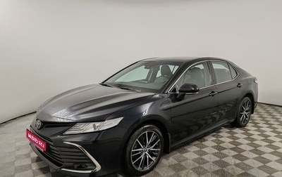 Toyota Camry, 2021 год, 3 245 000 рублей, 1 фотография
