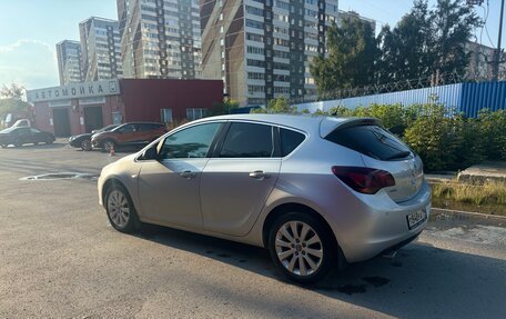 Opel Astra J, 2010 год, 950 000 рублей, 5 фотография