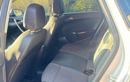 Opel Astra J, 2010 год, 950 000 рублей, 10 фотография