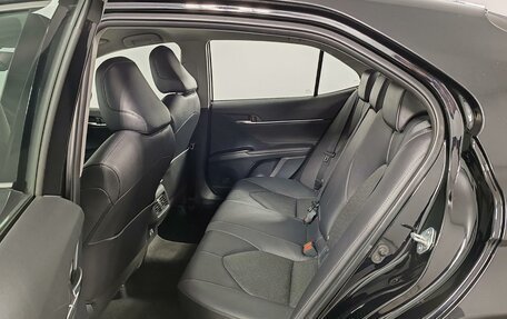 Toyota Camry, 2021 год, 3 245 000 рублей, 12 фотография