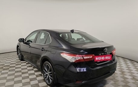 Toyota Camry, 2021 год, 3 245 000 рублей, 7 фотография