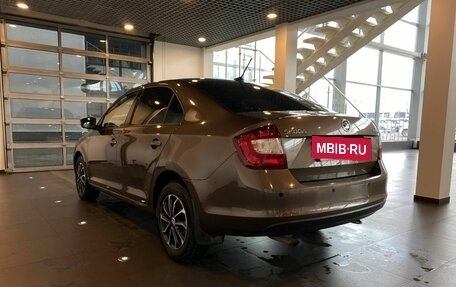 Skoda Rapid I, 2017 год, 965 000 рублей, 5 фотография
