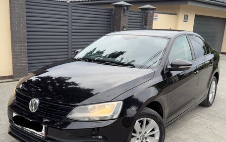 Volkswagen Jetta III, 2014 год, 1 135 000 рублей, 2 фотография