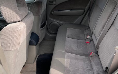 Mitsubishi Outlander III рестайлинг 3, 2003 год, 350 000 рублей, 11 фотография
