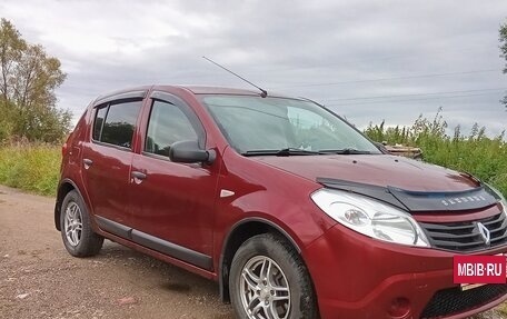Renault Sandero I, 2011 год, 525 000 рублей, 3 фотография