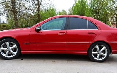 Mercedes-Benz C-Класс, 2004 год, 500 000 рублей, 1 фотография