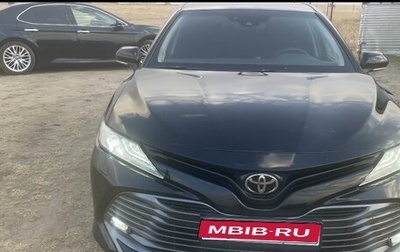 Toyota Camry, 2018 год, 2 400 000 рублей, 1 фотография
