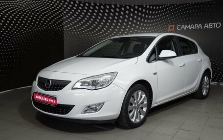 Opel Astra J, 2010 год, 696 000 рублей, 1 фотография