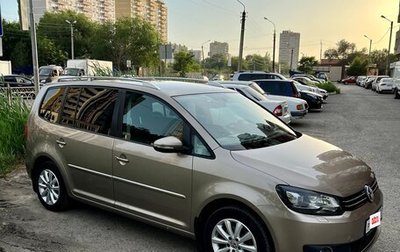 Volkswagen Touran III, 2012 год, 1 350 000 рублей, 1 фотография