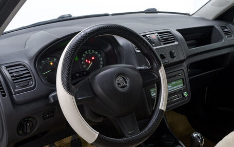 Skoda Fabia II, 2013 год, 619 000 рублей, 10 фотография