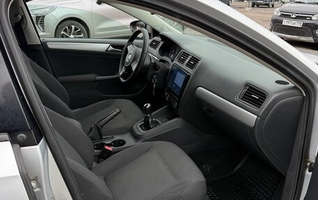 Volkswagen Jetta VI, 2012 год, 1 150 000 рублей, 5 фотография