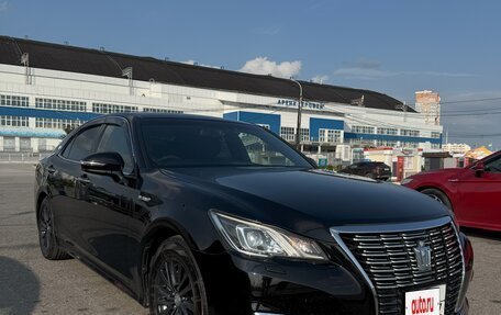 Toyota Crown, 2016 год, 2 100 000 рублей, 2 фотография
