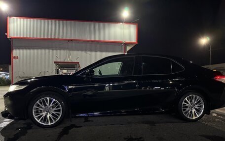 Toyota Camry, 2018 год, 2 400 000 рублей, 5 фотография