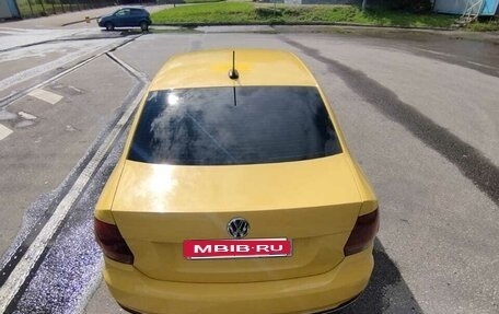 Volkswagen Polo VI (EU Market), 2018 год, 580 000 рублей, 2 фотография