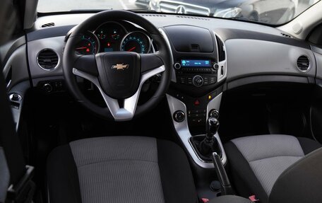 Chevrolet Cruze II, 2012 год, 880 000 рублей, 6 фотография