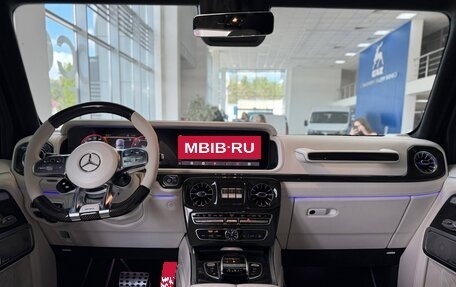 Mercedes-Benz G-Класс AMG, 2022 год, 45 000 000 рублей, 25 фотография