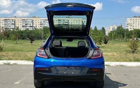 Chevrolet Volt II, 2017 год, 1 700 000 рублей, 13 фотография