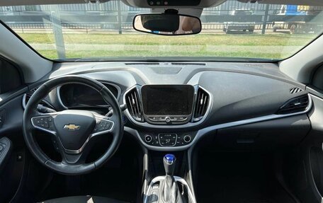 Chevrolet Volt II, 2017 год, 1 700 000 рублей, 16 фотография