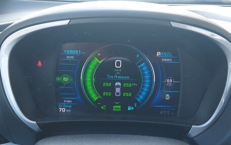 Chevrolet Volt II, 2017 год, 1 700 000 рублей, 19 фотография